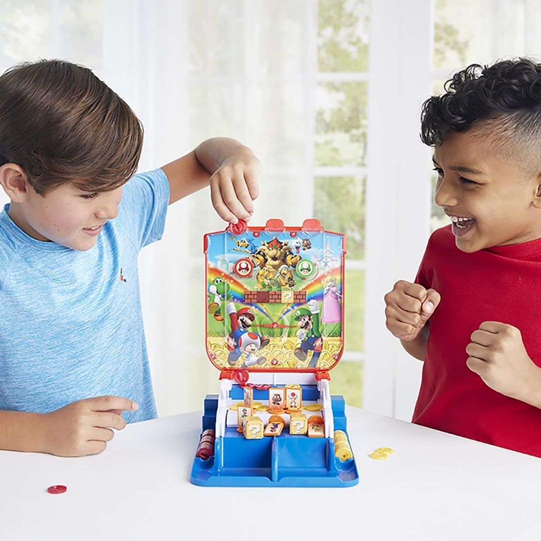 SYLVANIAN FAMILIES MARIO LUCKY COIN GAME, Ages 4+