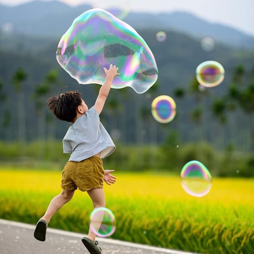 UNCLE BUBBLES REFILL BUBBLE SOLUTION 32OZ, Ages 3+