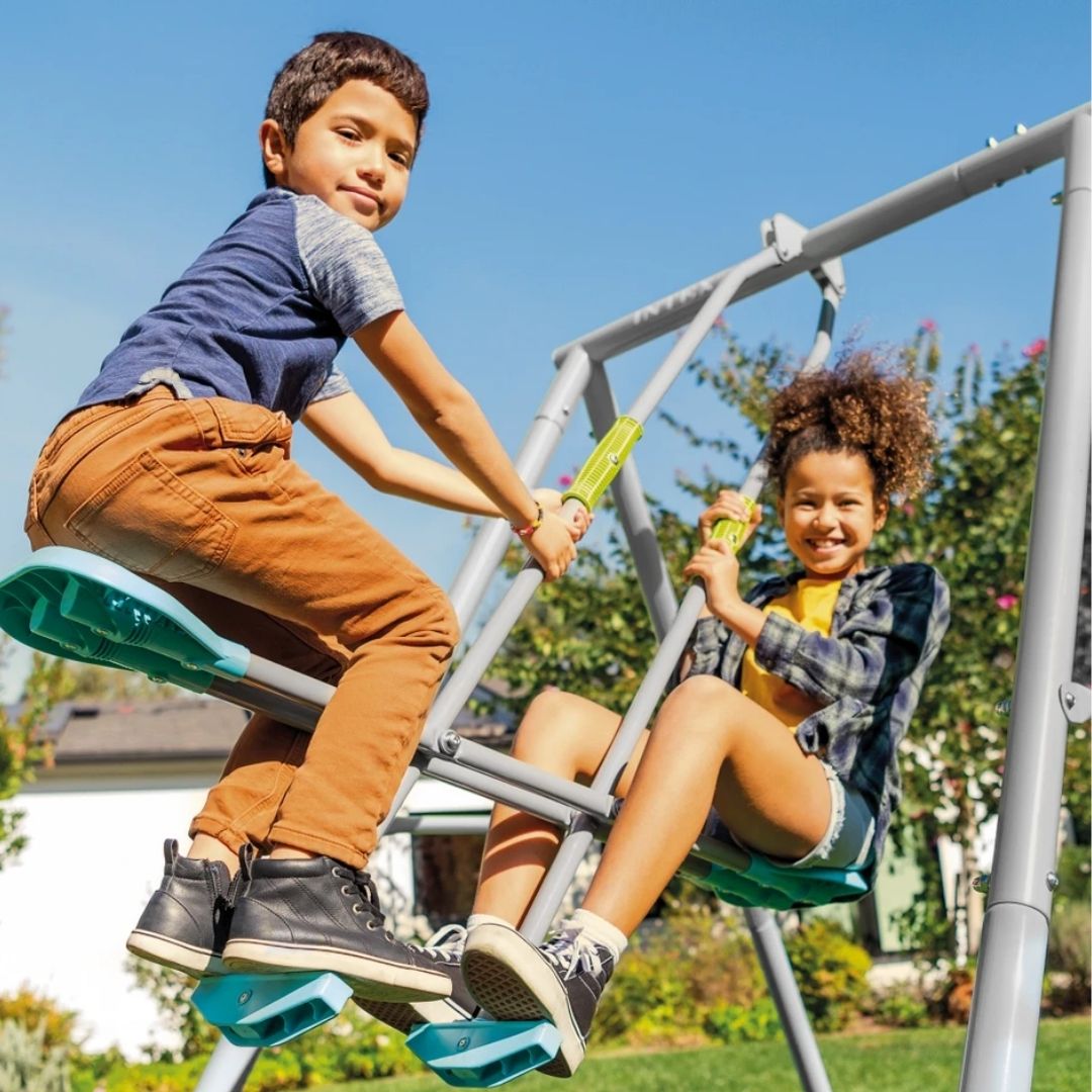 INTEX SWING AND GLIDE FOUR FEATURE SET, Ages 3To10