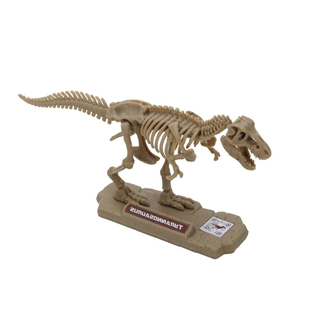 Chapmei Dino Valley Dinos Pocket Set featuring a multicolor assortment of miniature dinosaur figures in a compact, travel-friendly display pack.