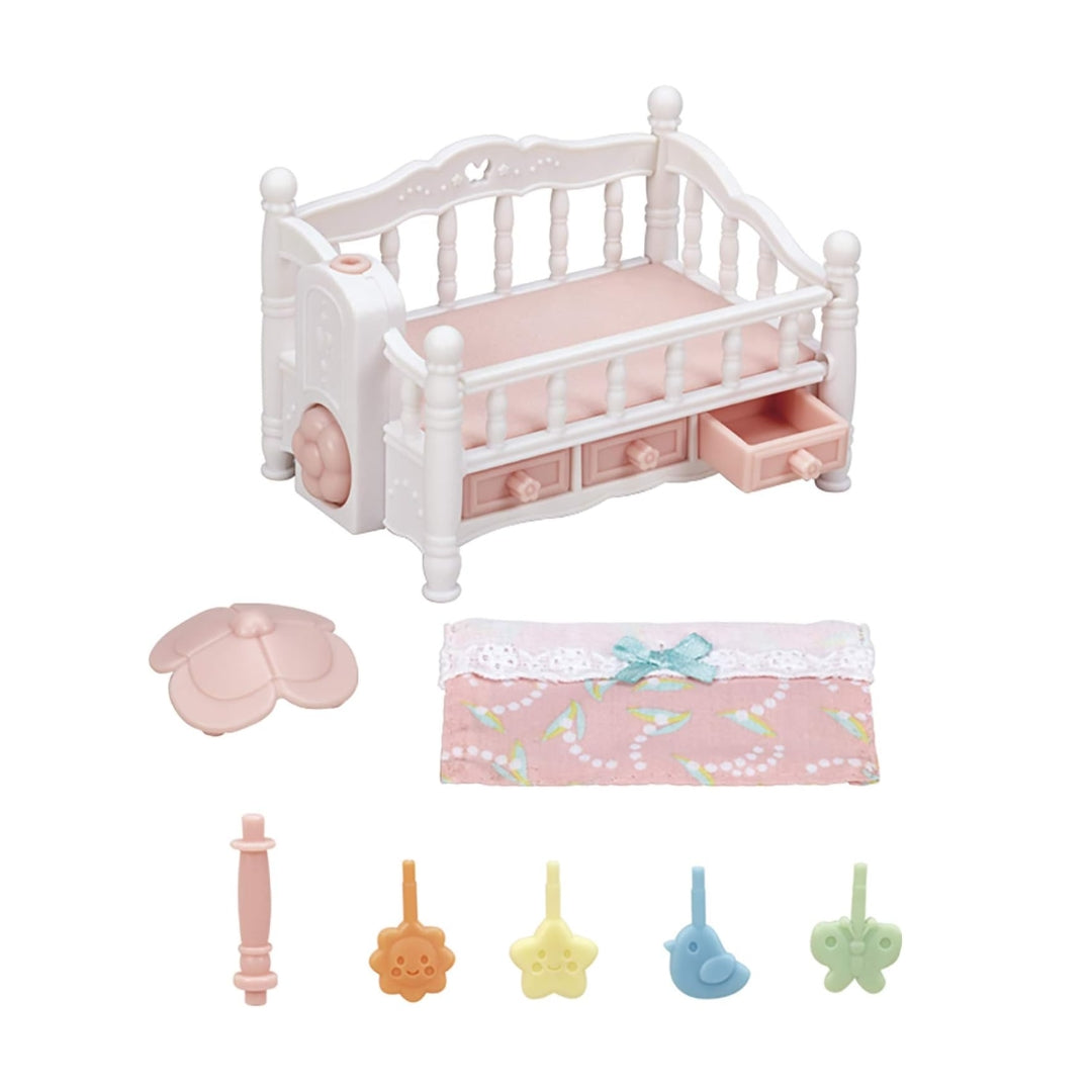 SYLVANIAN FAMILIES CRIB WITH MOBILE, Ages 3+