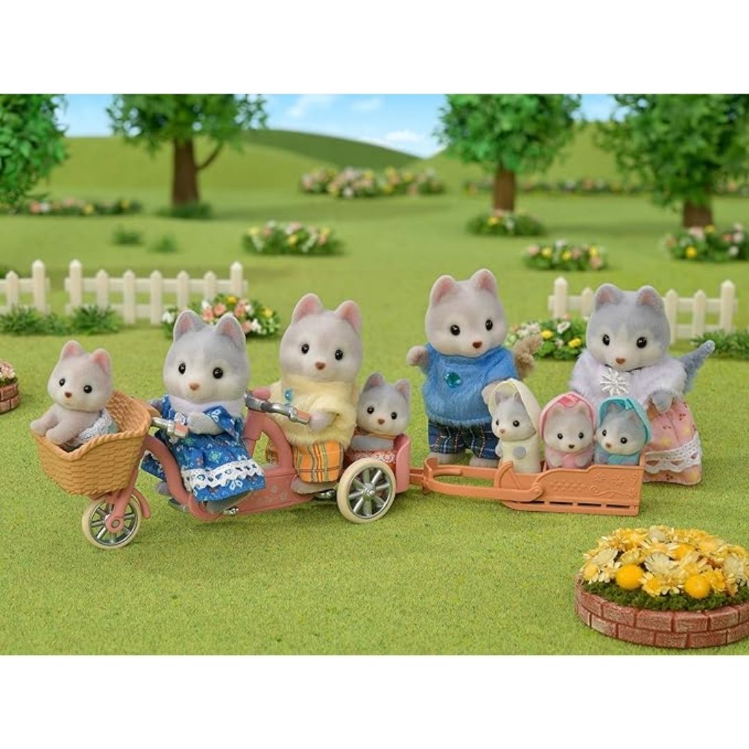 SYLVANIAN FAMILIES TANDEM CYCLING SET-HUSKY SISTER & BROTHER, Ages 3+