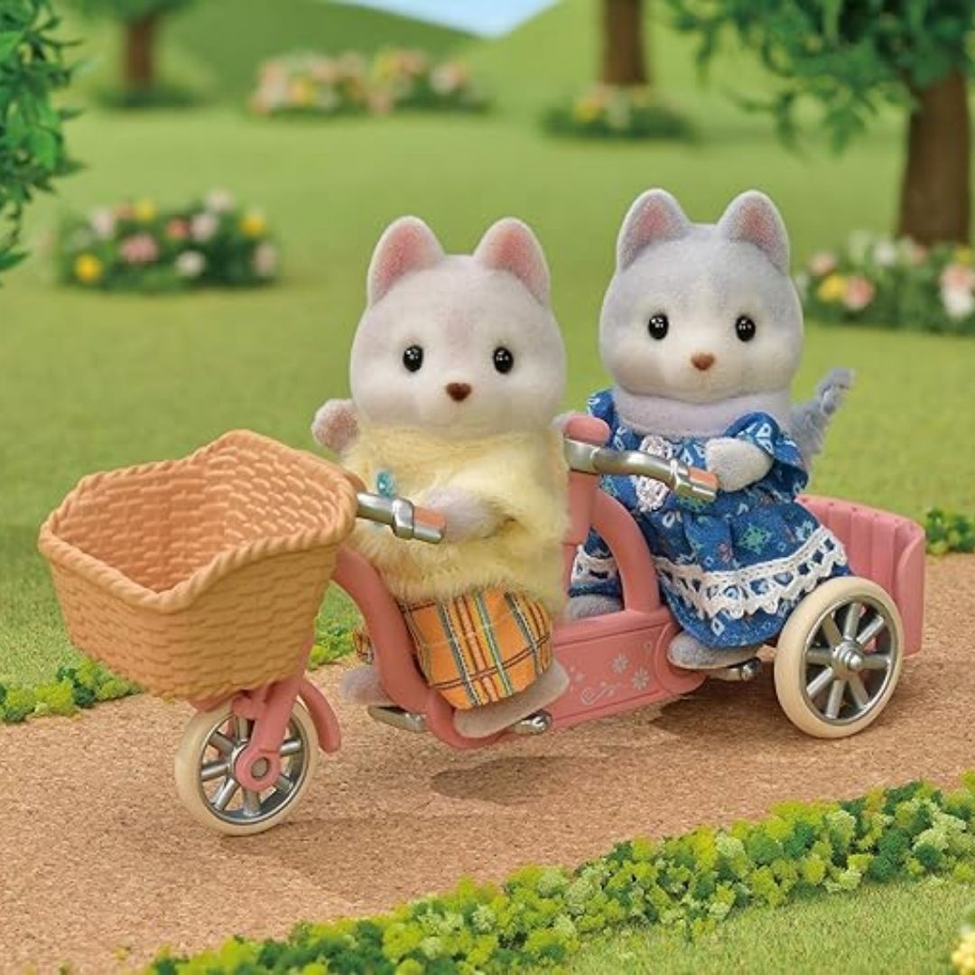 SYLVANIAN FAMILIES TANDEM CYCLING SET-HUSKY SISTER & BROTHER, Ages 3+