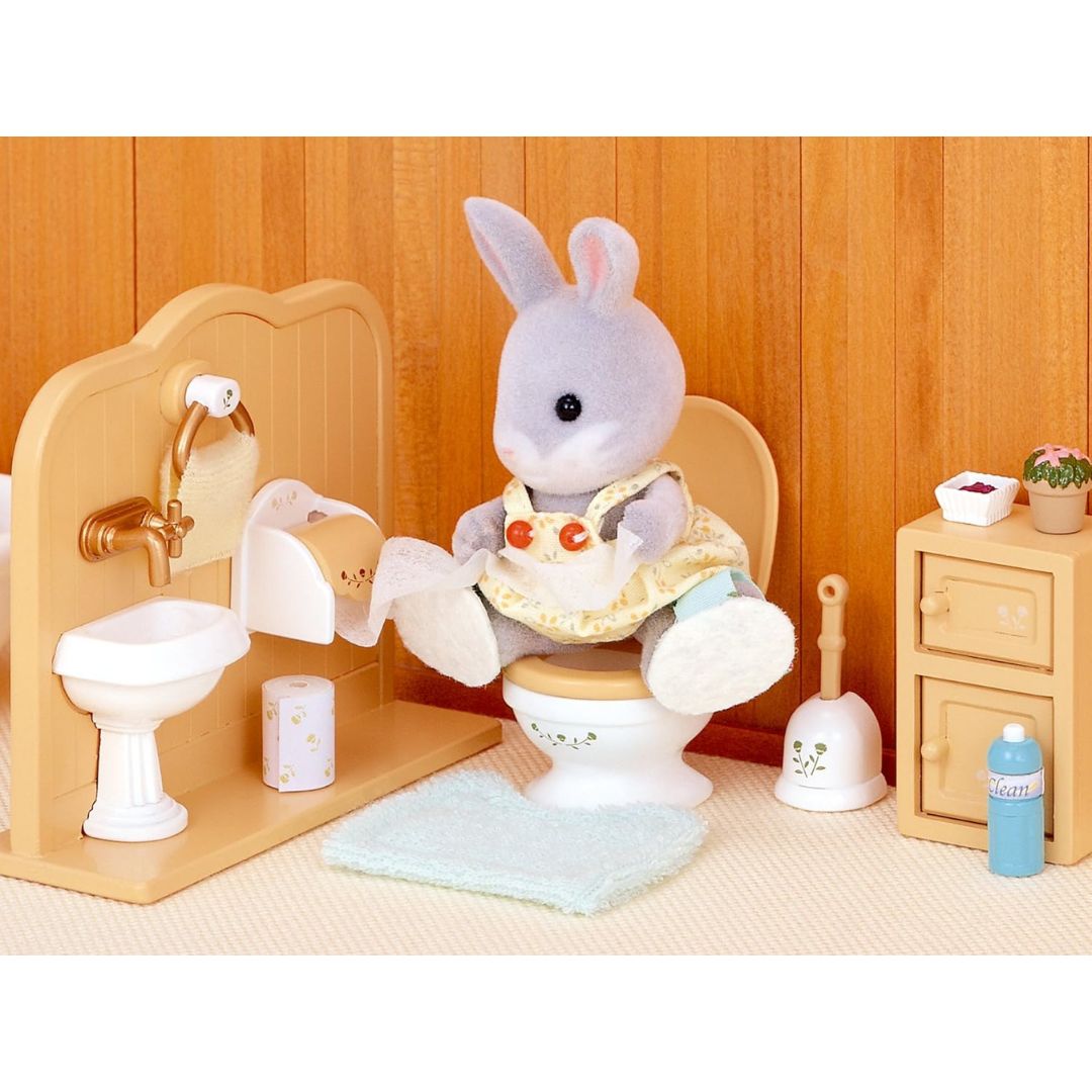 SYLVANIAN FAMILIES TOILET SET, Ages 3+