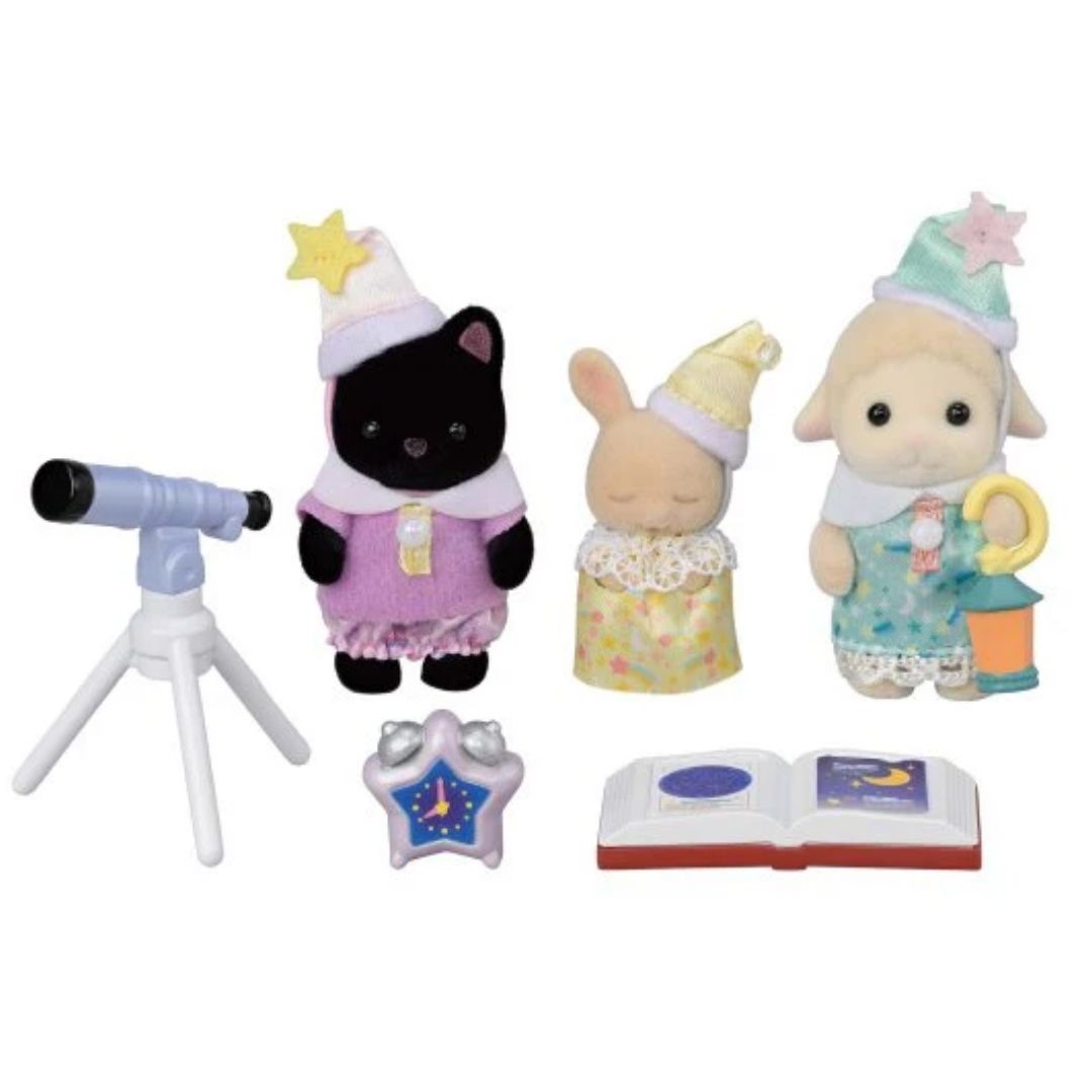 SYLVANIAN FAMILIES NURSERY FRIENDS -SLEEPOVER PARTY TRIO, Ages 3+