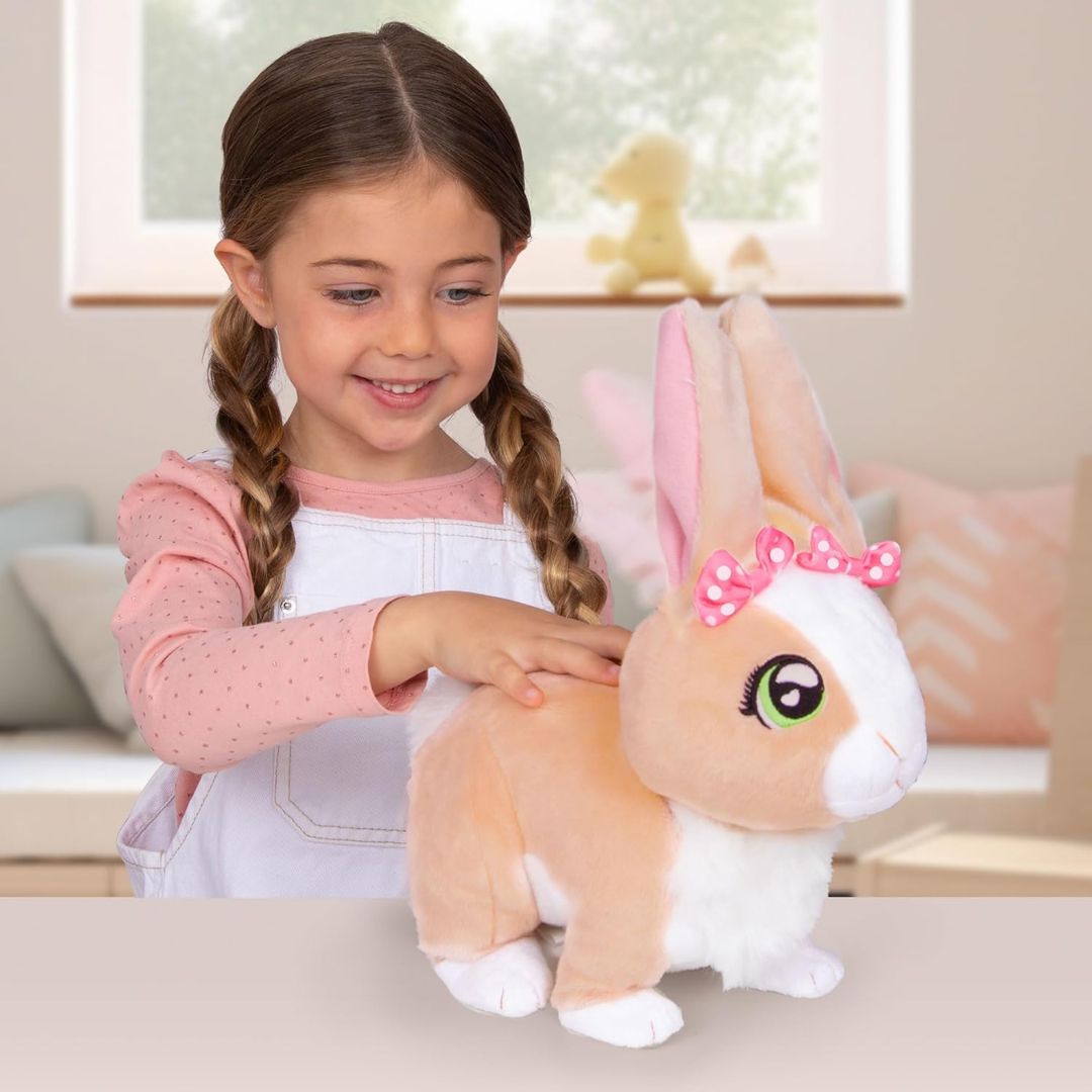 IMC TOYS BETSY BROWN BUNNY, Ages 10+