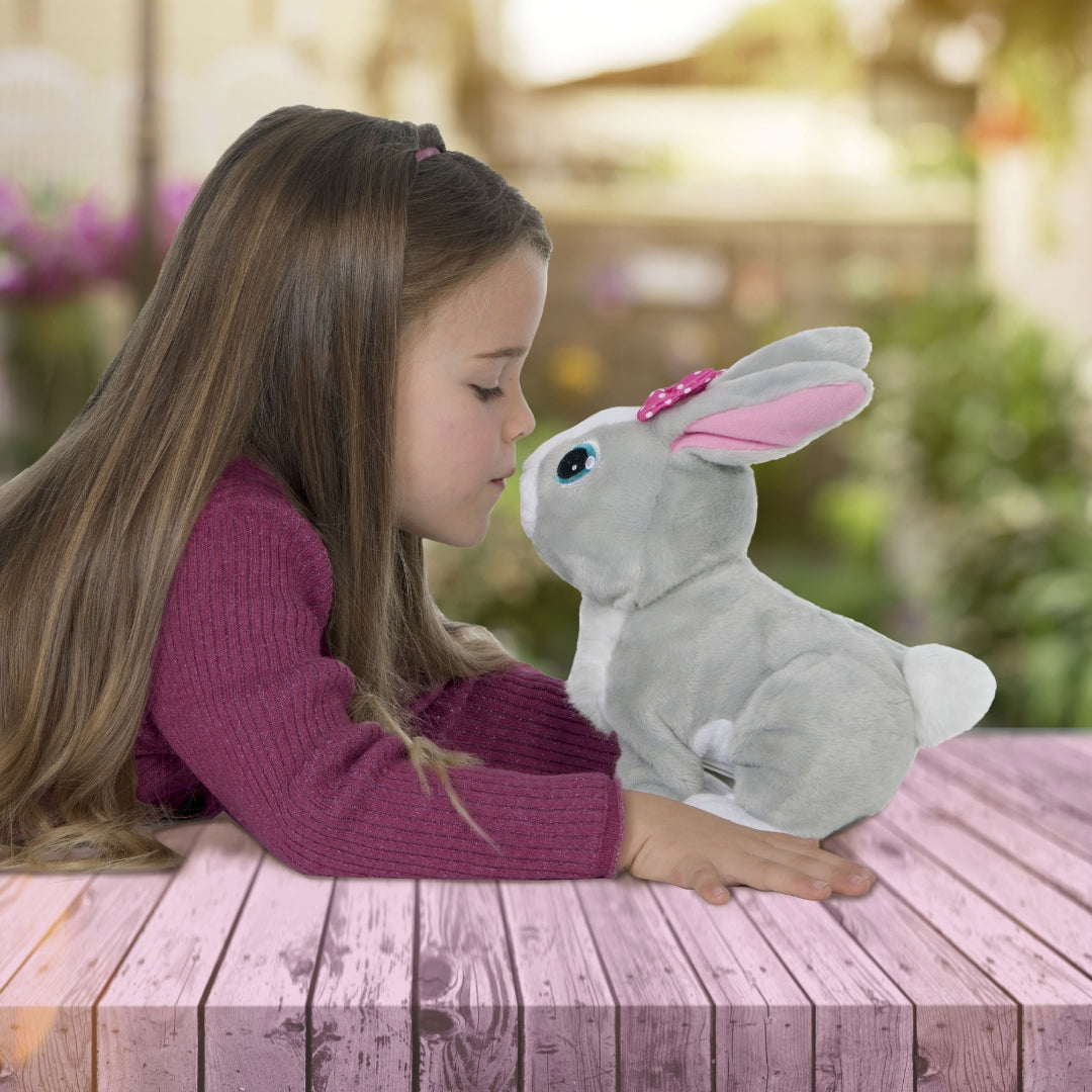 IMC Toys BETSY, Ages 3+